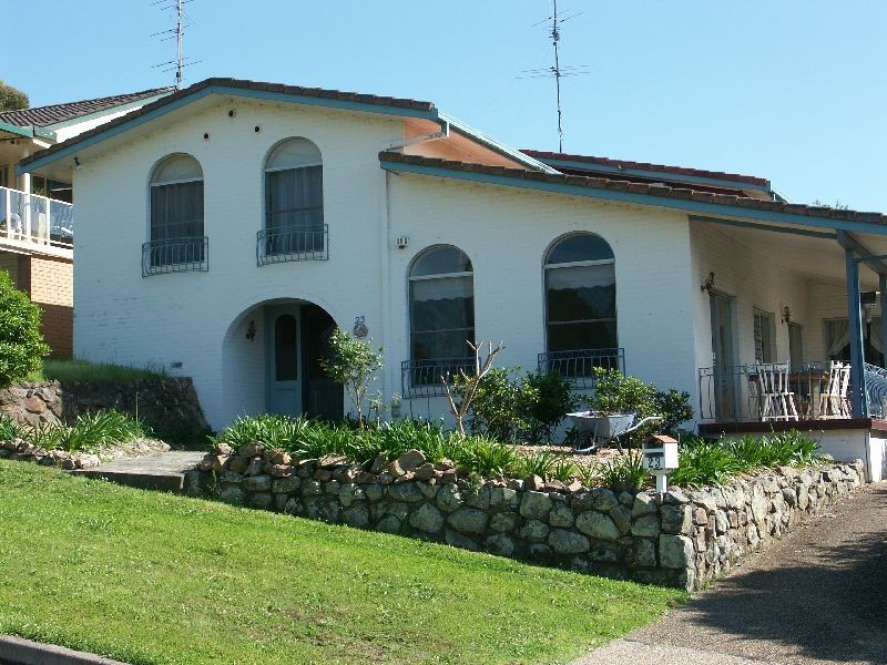 23 Macquarie Road, Fennell Bay NSW 2283