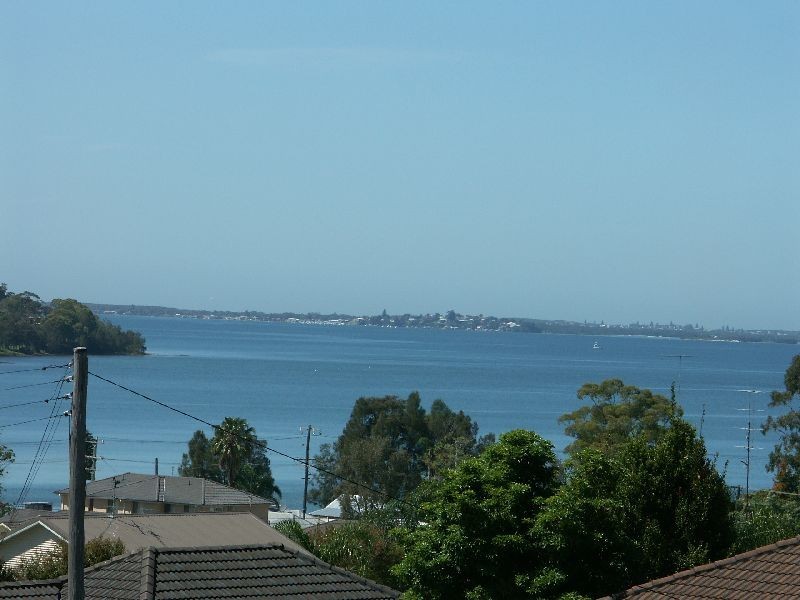 23 Macquarie Road, Fennell Bay NSW 2283