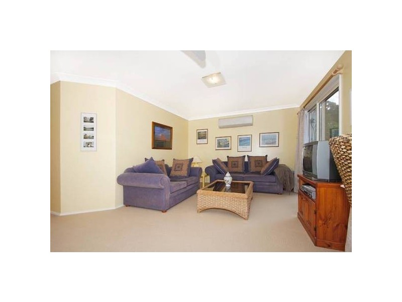 2 Welwyn Close, Buttaba NSW 2283
