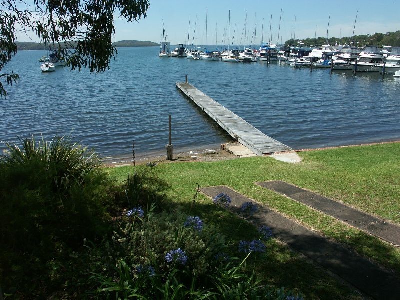 1/4 Bay Street, Toronto NSW 2283