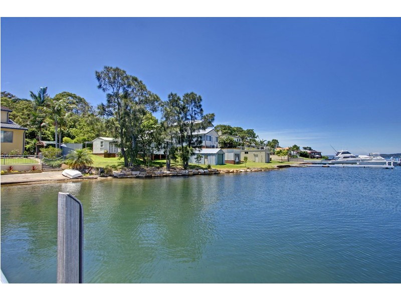 105-107 Coal Point Road, Coal Point NSW 2283