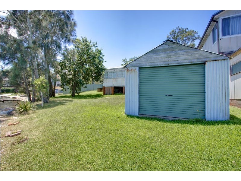 105-107 Coal Point Road, Coal Point NSW 2283