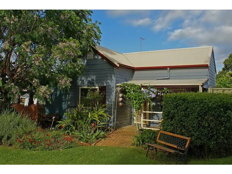 9 Short Street, Aberdeen NSW 2336