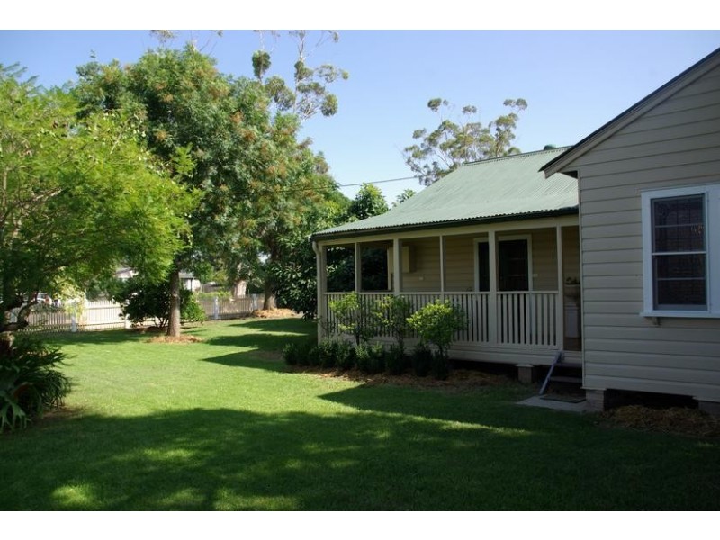 72 Oxford Road, Scone NSW 2337