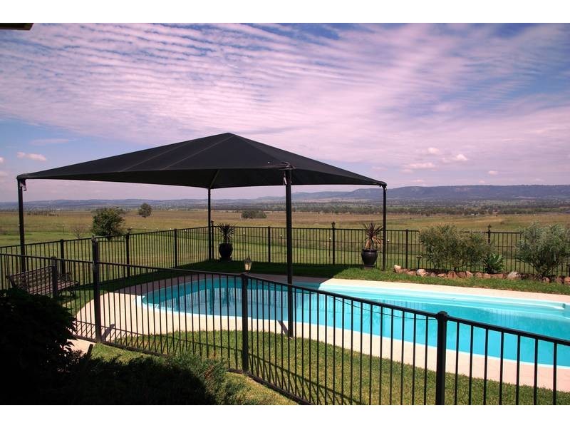 2 East Turanville Road, Scone NSW 2337