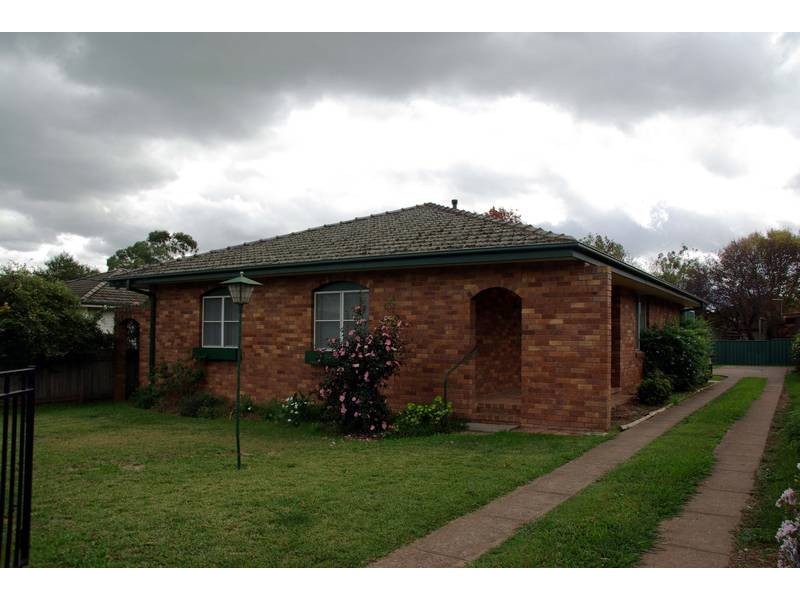 148 Liverpool Street, Scone NSW 2337