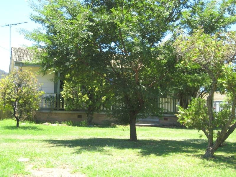 24 Barton Street, Scone NSW 2337