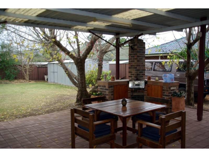 4 Nyarra Street, Scone NSW 2337