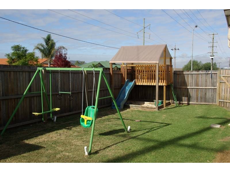 2 Askin Place., Scone NSW 2337