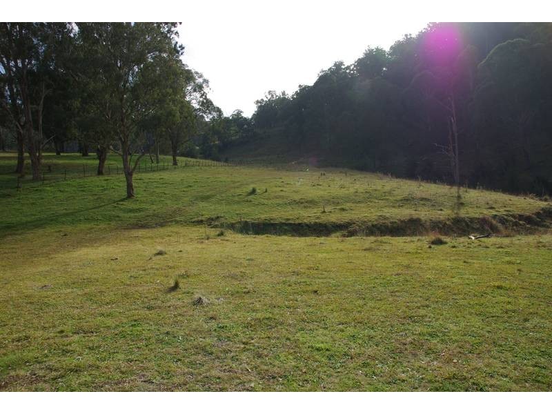 . Warlands Creek Road, Blandford NSW 2338