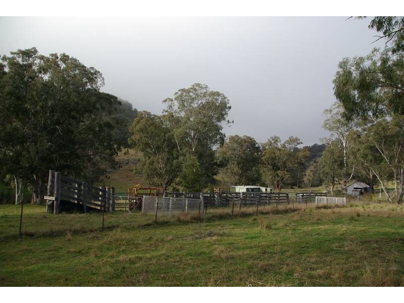 . Warlands Creek Road, Blandford NSW 2338