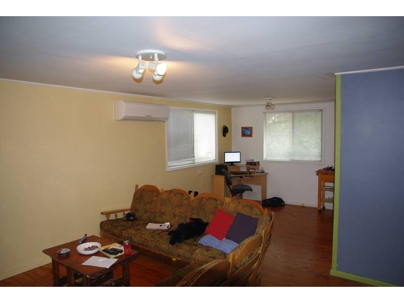8 Seaward Ave, Scone NSW 2337