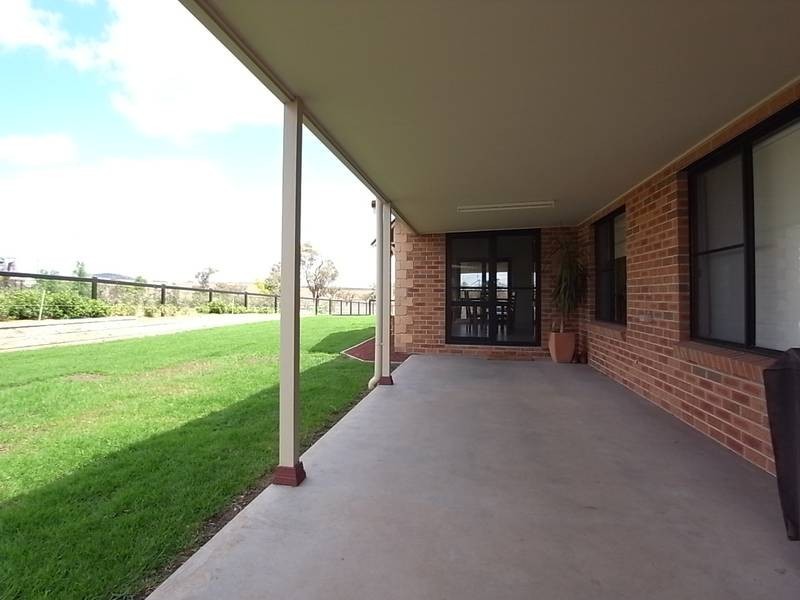 2 Bhima Drive, Scone NSW 2337