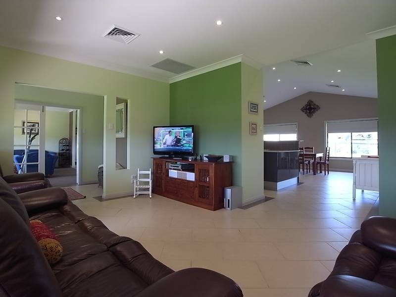 2 Bhima Drive, Scone NSW 2337