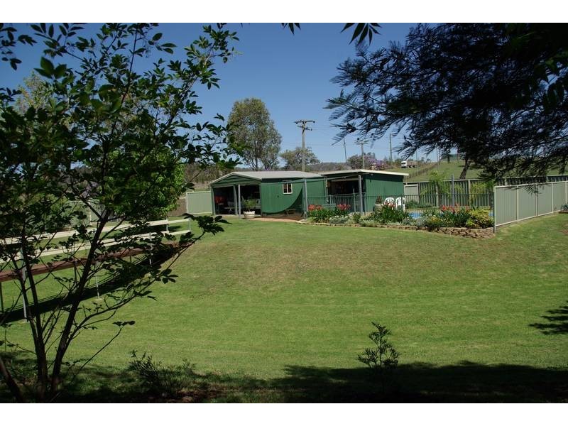 18 Shannon Close, Aberdeen NSW 2336