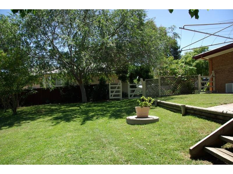 18 Shannon Close, Aberdeen NSW 2336