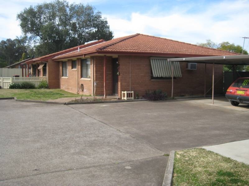 2/82 Park Street, Scone NSW 2337