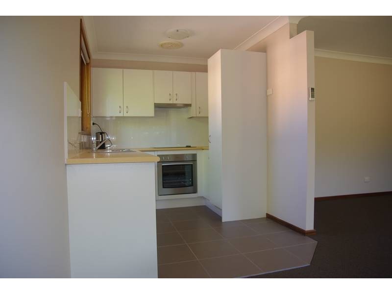 2/50 Hill Street, Scone NSW 2337