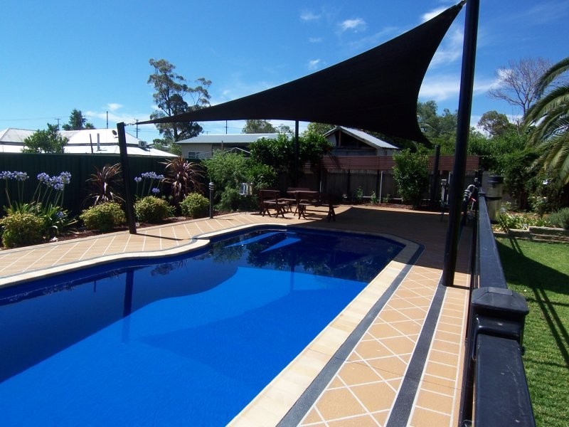 11 Oxford Road, Scone NSW 2337