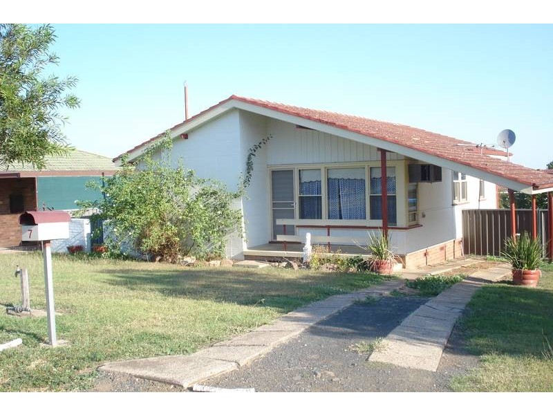 7 Bingle Street, Scone NSW 2337