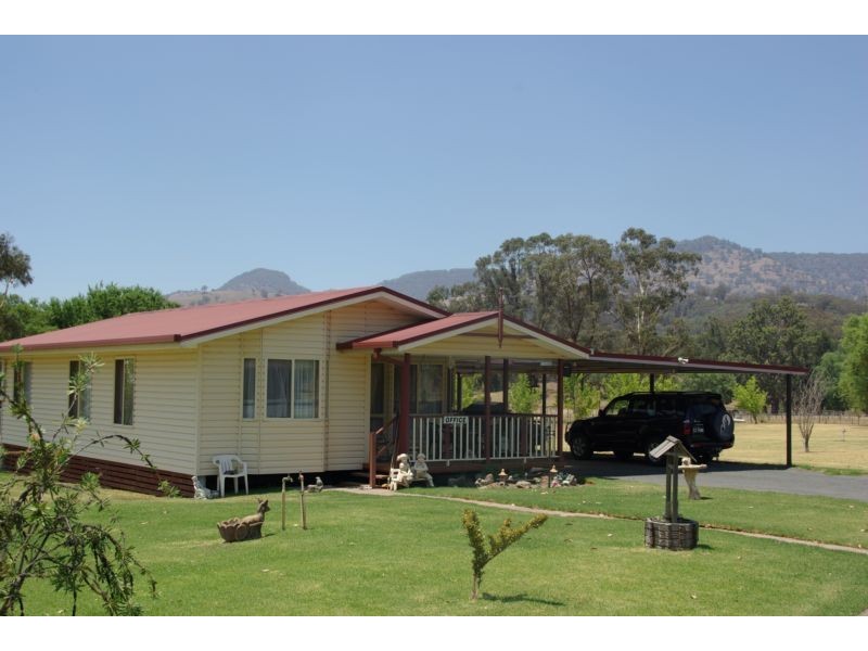 11 Bernard Street, Murrurundi NSW 2338