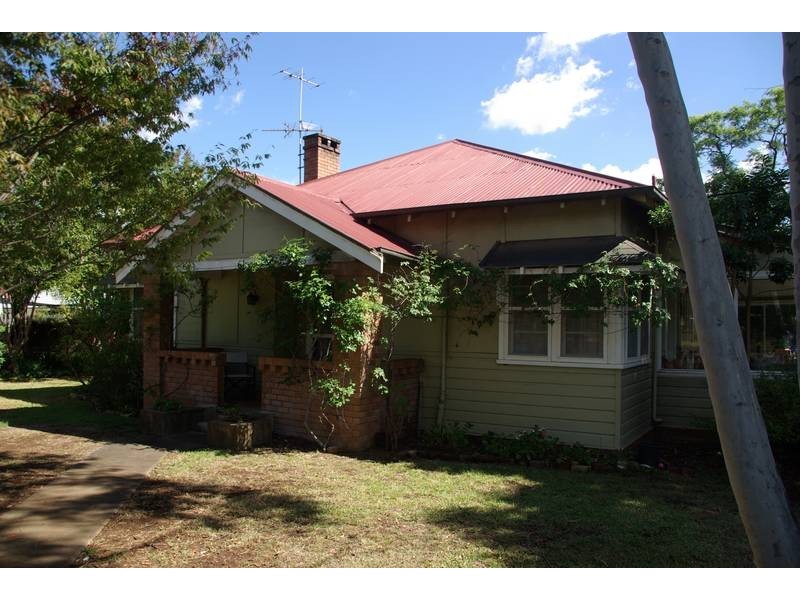 61 Park Street, Scone NSW 2337