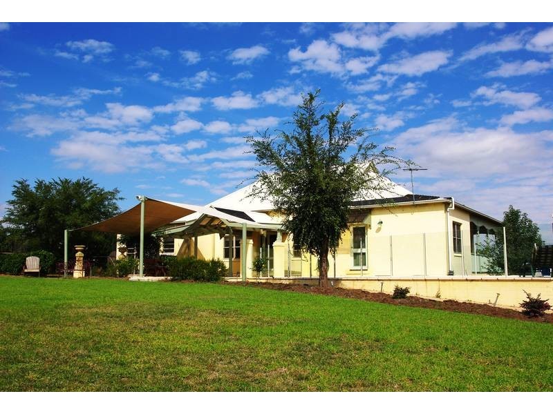 9 Stanstead Close, Scone NSW 2337