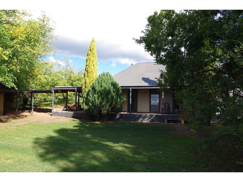 6 Miller Street, Gundy NSW 2337