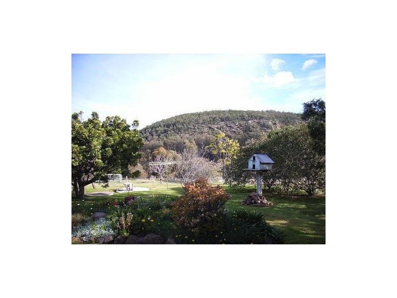 . Bunnan Rd, Scone NSW 2337