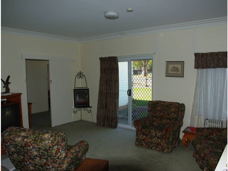 71 Waverley Street, Scone NSW 2337