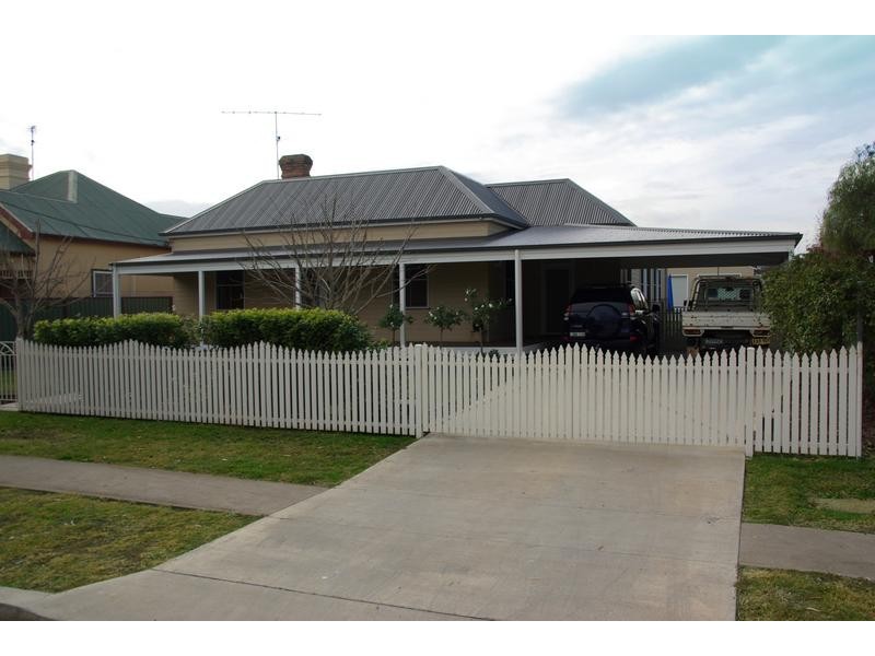 52 Guernsey Street, Scone NSW 2337