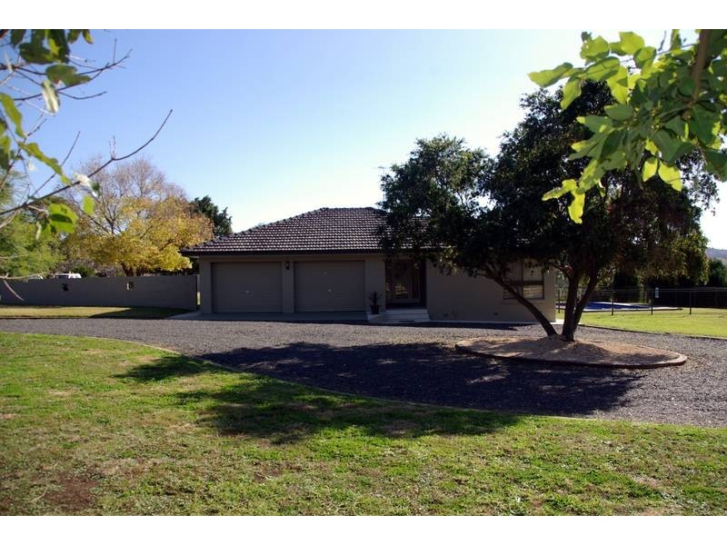 . Tullong Road, Scone NSW 2337