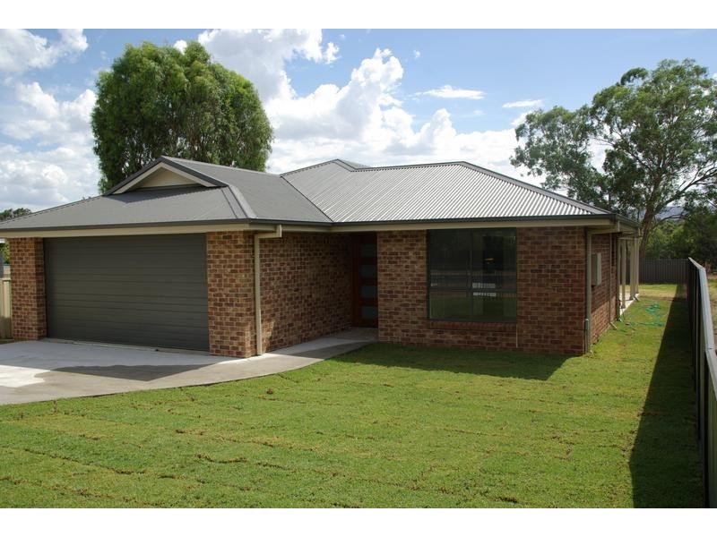 16. Satur Road, Scone NSW 2337