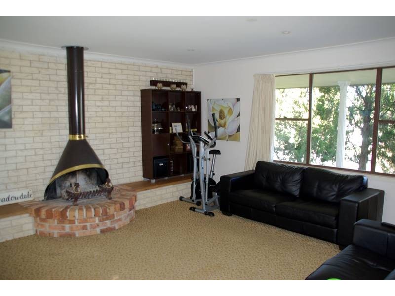 12 Little Street, Scone NSW 2337