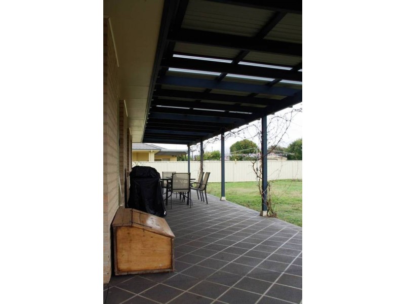 1. Gunsynd Close, Scone NSW 2337