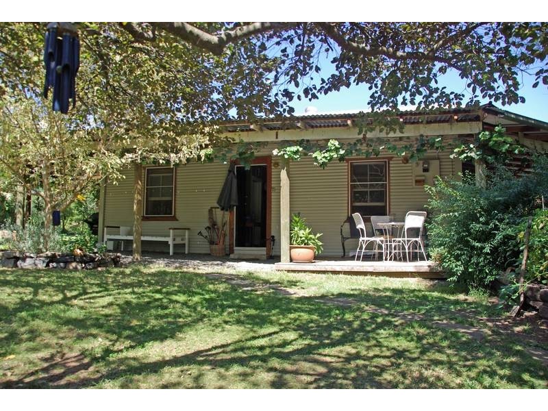 15 Finch Street, Blandford NSW 2338