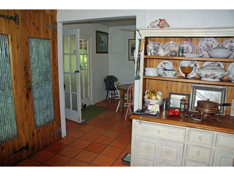15 Finch Street, Blandford NSW 2338