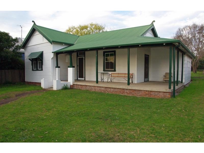 68 Waverley Street, Scone NSW 2337