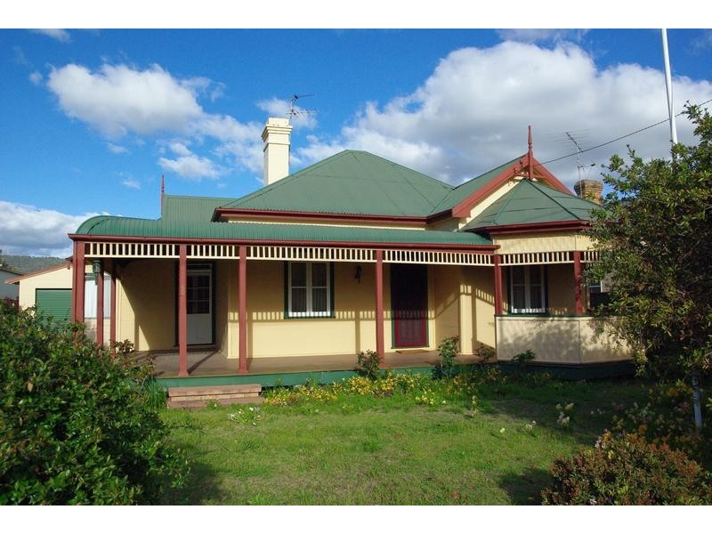 50 Guernsey Street, Scone NSW 2337