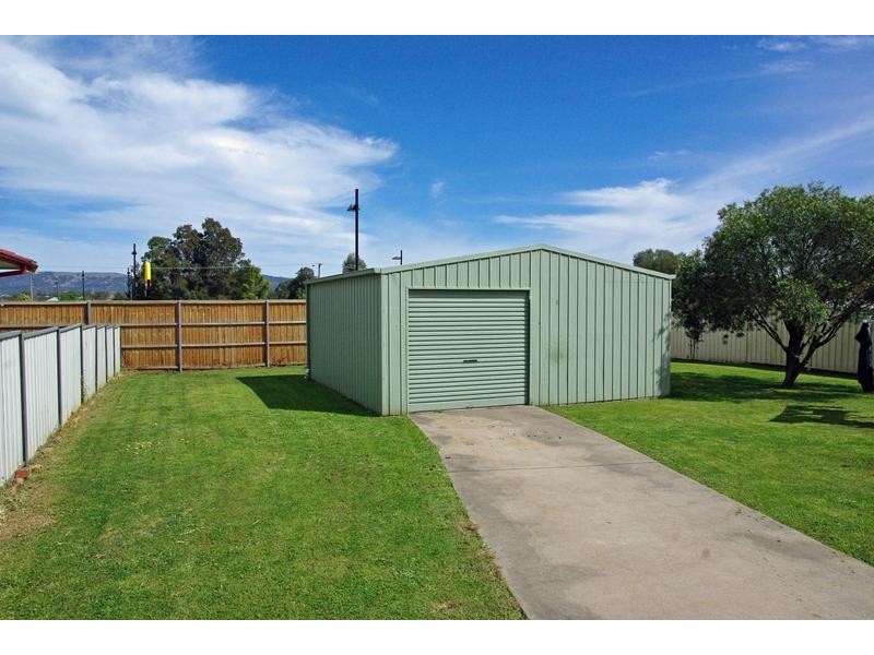 10 Eveleigh Crt, Scone NSW 2337