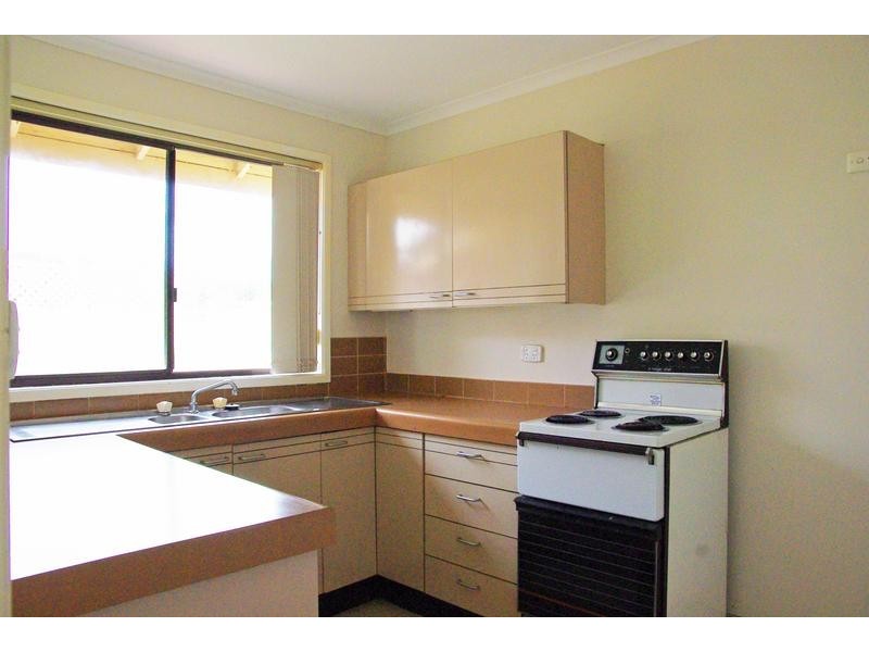 2/65 Satur Road, Scone NSW 2337