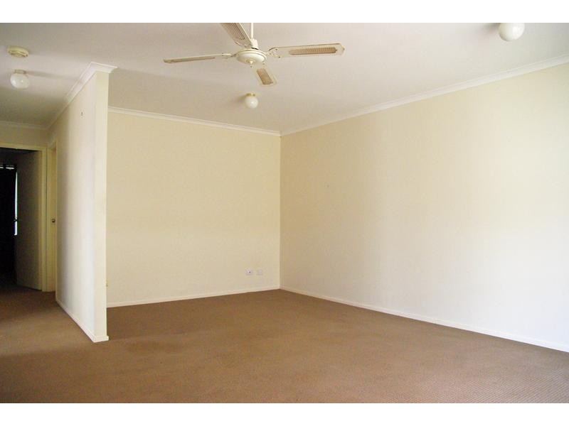 2/65 Satur Road, Scone NSW 2337