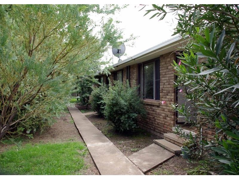 2/32 Mount Street, Scone NSW 2337