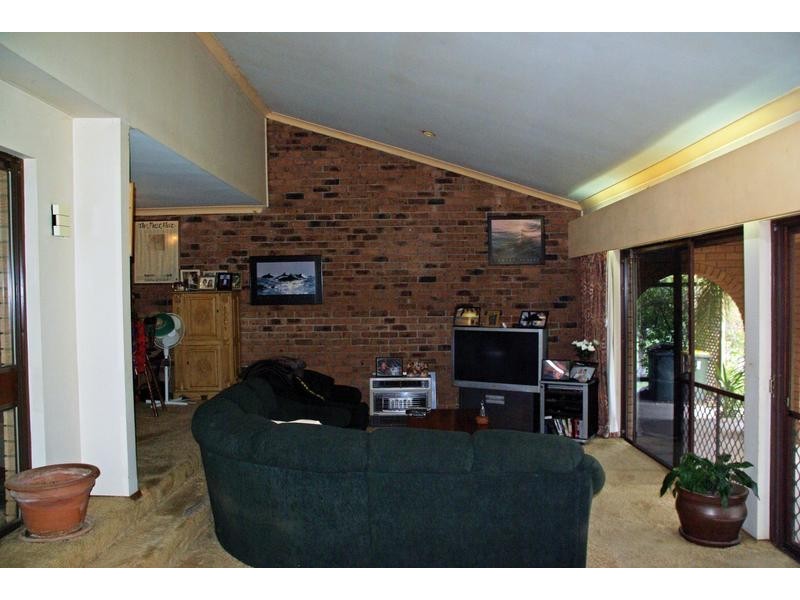 60 Barton Street, Scone NSW 2337