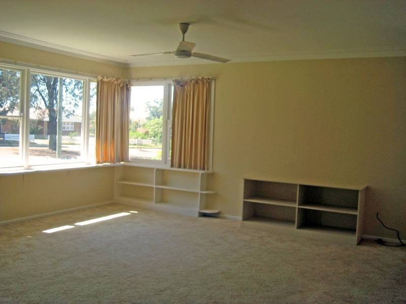 115 Waverley Street, Scone NSW 2337