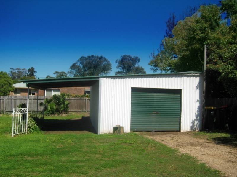 115 Waverley Street, Scone NSW 2337