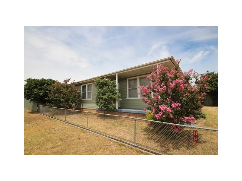 2 Main Street, Scone NSW 2337