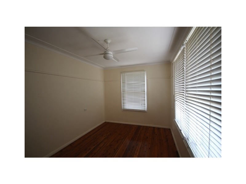 2 Main Street, Scone NSW 2337