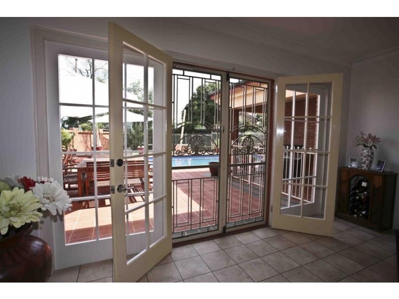 2 Little Street, Scone NSW 2337