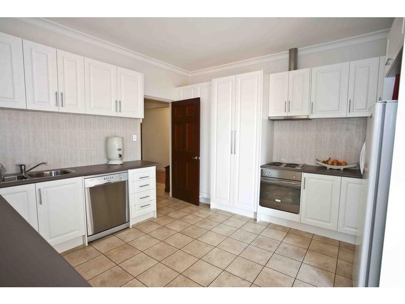 2 Little Street, Scone NSW 2337